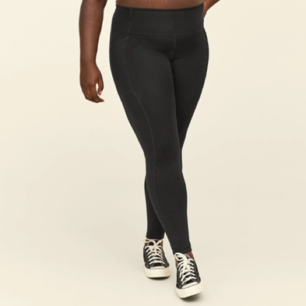 Black pocket girlfriend collective leggings